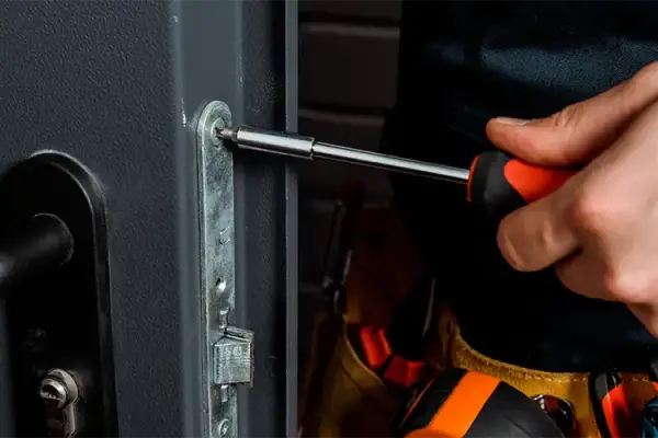 Emergency Locksmith Service: When You Need an Urgent Call-Out