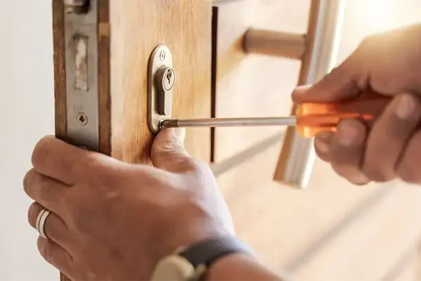 How Much Does Lock Cylinder Replacement Cost After Losing Keys