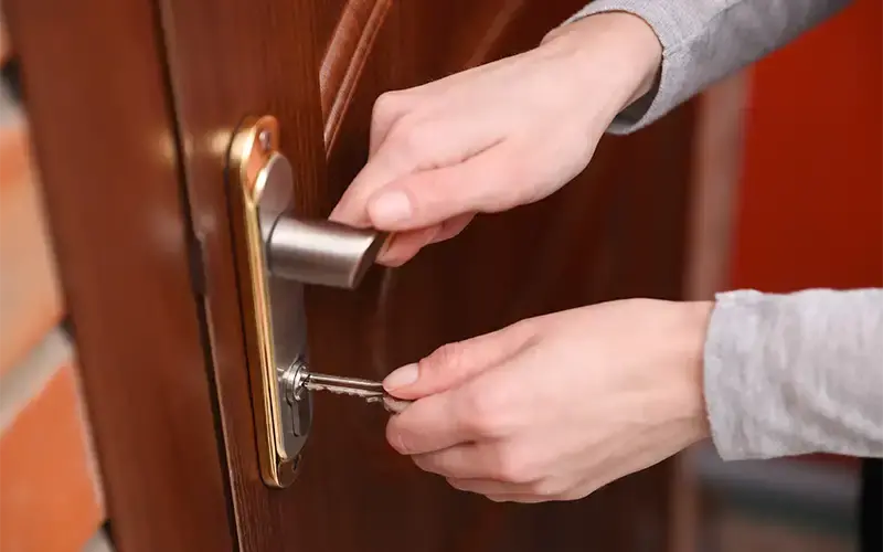Broken Key in a Lock: What to Do and What Not to Do